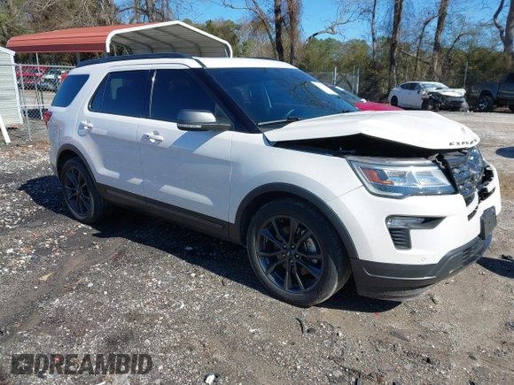 2018 Ford Explorer XLT z VIN 1FM5K7D86JGC51540, wystawiony jako IAAI lot #41572752 z przebiegiem 118 414 mil mil oraz . Historia ofert i sprzedaży dostępna na DreamBid. Obrazek 1.