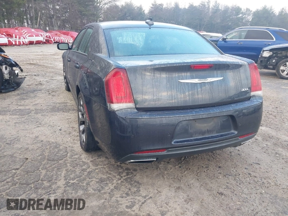 2018 Chrysler 300 with VIN 2C3CCABG0JH253924, listed as a IAAI auction lot 41407398 with 113,013 mi miles. Bid and sale history available at carsss.com. Image 3.