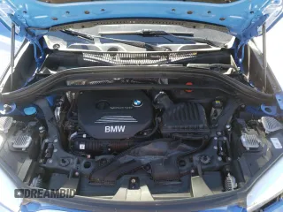 2016 BMW X1 xDrive28i with VIN WBXHT3C30G5E50932, listed as a Copart auction lot 64248842 with 104,417 mi miles. Bid and sale history available at carsss.com. Image 7.
