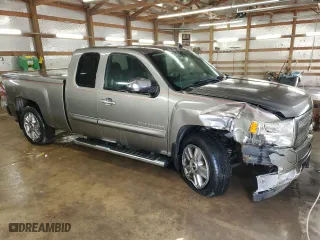2013 Chevrolet Silverado 1500 LT with VIN 1GCRCSE03DZ359654, listed as a Copart auction lot 46849555 with 130,822 mi miles and Clean Title. Bid and sale history available at carsss.com. Image 4.