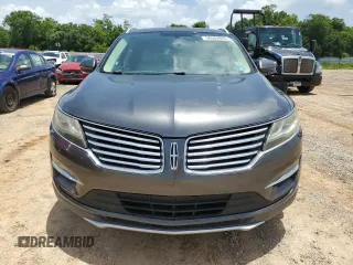 2017 Lincoln MKC Reserve with VIN 5LMCJ3C96HUL27604, listed as a Copart auction lot 58562805 with 90,279 mi miles and Salvage title. Bid and sale history available at DreamBid. Image 5.