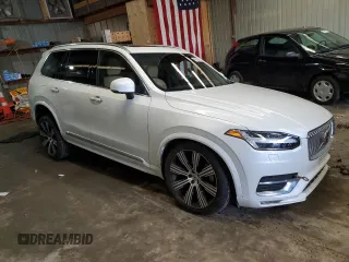 2021 Volvo XC90 Inscription with VIN YV4A22PLXM1767880, listed as a Copart auction lot 43583595 with 87,043 mi miles and Salvage title. Bid and sale history available at DreamBid. Image 4.