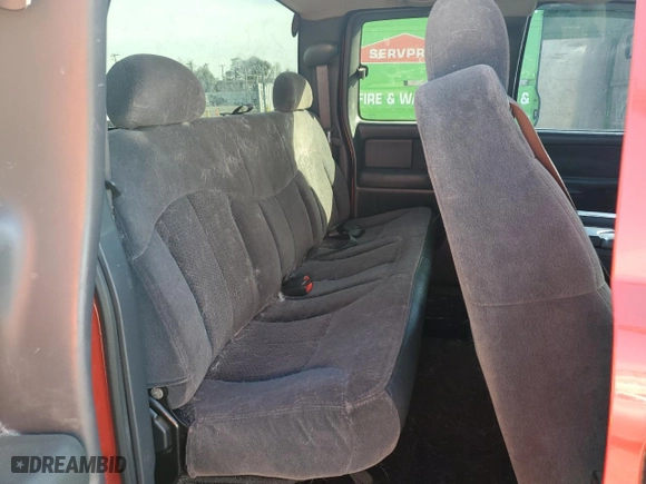 2002 Chevrolet Silverado 1500 LT with VIN 2GCEC19T021352339, listed as a Copart auction lot 44637875 with 217,086 mi miles and Salvage Title. Bid and sale history available at carsss.com. Image 10.