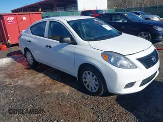2014 Nissan Versa SV with VIN 3N1CN7AP8EL856906, listed as a IAAI auction lot 41537991 with 75,798 mi miles. Bid and sale history available at carsss.com. Image 1.