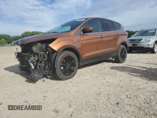 2017 Ford Escape SE z VIN 1FMCU0GD0HUA53288, wystawiony jako Copart lot #55929685 z przebiegiem 141 473 mil mil oraz Czysty tytuł • Clean title. Historia ofert i sprzedaży dostępna na DreamBid. Obrazek 1.