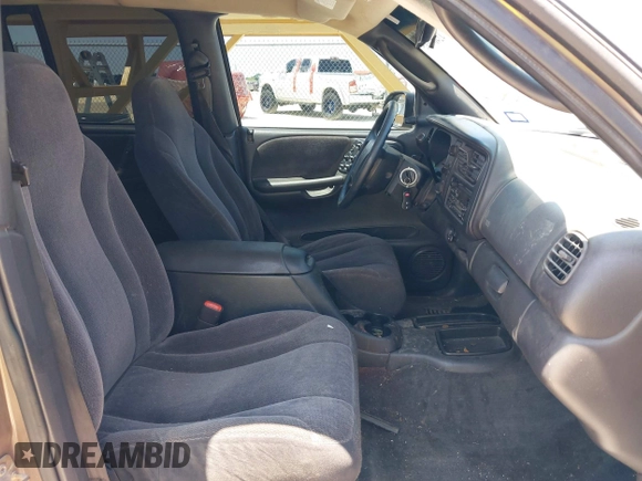 2000 Dodge Dakota Sport с VIN 1B7GL2AZ8YS716918, выставлен на аукционе IAAI как лот 42467015 с пробегом 149 961 миль миль и . История ставок и продаж доступна на DreamBid. Изображение 5.