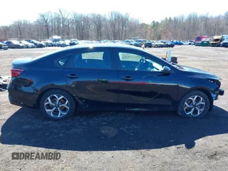 2021 Kia Forte FE with VIN 3KPF24AD1ME326593, listed as a IAAI auction lot 41816413 with 40,938 mi miles and . Bid and sale history available at carsss.com. Image 13.