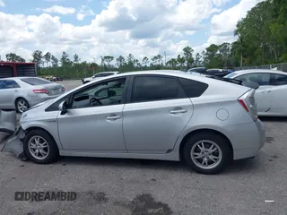 2011 Toyota Prius I with VIN JTDKN3DU3B5327412, listed as a IAAI auction lot 42004987 with 314,253 mi miles. Bid and sale history available at carsss.com. Image 14.