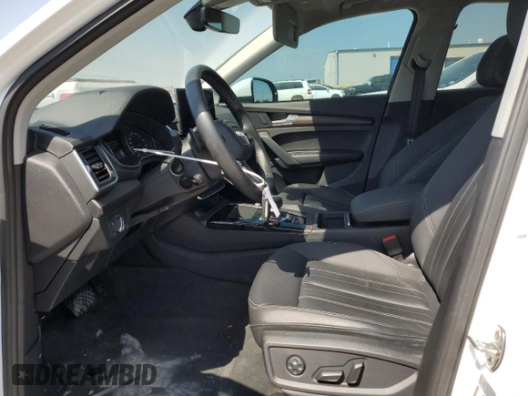 2022 Audi Q5 Premium with VIN WA1ABAFY2N2125394, listed as a Copart auction lot 68739404 with 10,558 mi miles and Salvage title. Bid and sale history available at DreamBid. Image 7.