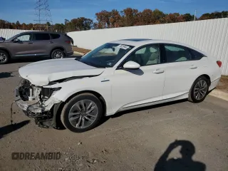 2019 Honda Accord EX z VIN 1HGCV3F41KA008813, wystawiony jako Copart lot #78029964 z przebiegiem 89 776 mil mil oraz Szkoda całkowita • Salvage title. Historia ofert i sprzedaży dostępna na DreamBid. Obrazek 1.