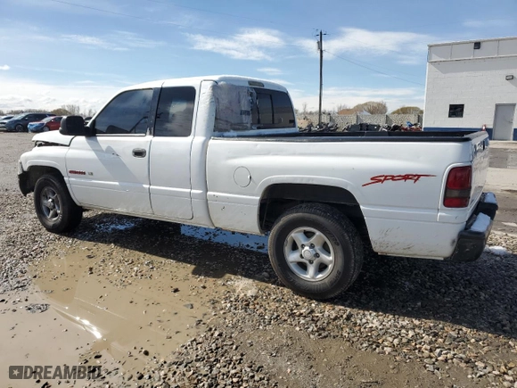 1998 Dodge Ram 1500 with VIN 1B7HC13Z3WJ103121, listed as a Copart auction lot 48040425 with 189,809 mi miles and Salvage Title. Bid and sale history available at carsss.com. Image 2.