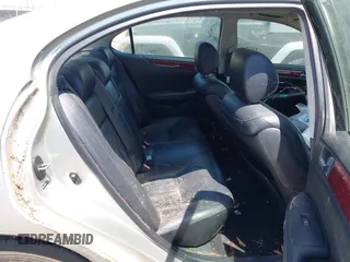 2004 Lexus ES 350 with VIN JTHBA30G840006427, listed as a IAAI auction lot 42507373 with 219,843 mi miles and . Bid and sale history available at DreamBid. Image 8.
