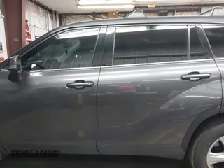 2021 Toyota Highlander L with VIN 5TDCZRBH2MS146641, listed as a IAAI auction lot 42237613 with 68,480 mi miles and . Bid and sale history available at DreamBid. Image 15.