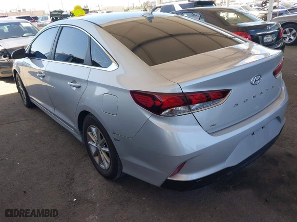 2018 Hyundai Sonata SE with VIN 5NPE24AFXJH620272, listed as a IAAI auction lot 41866385 with 42,606 mi miles. Bid and sale history available at carsss.com. Image 3.