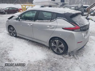 2021 Nissan LEAF SV with VIN 1N4AZ1CVXMC557032, listed as a IAAI auction lot 41544646 with 23,918 mi miles and . Bid and sale history available at DreamBid. Image 3.