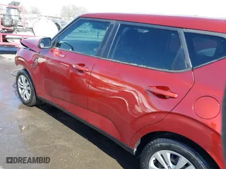 2020 Kia Soul LX with VIN KNDJ23AU4L7113673, listed as a IAAI auction lot 41847880 with 83,976 mi miles. Bid and sale history available at carsss.com. Image 15.