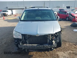 2008 Chrysler Town & Country Touring with VIN 2A8HR54PX8R822991, listed as a IAAI auction lot 42028717 with 152,898 mi miles. Bid and sale history available at carsss.com. Image 13.