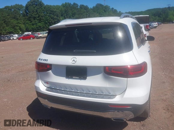 2021 Mercedes-Benz GLB 250 z VIN W1N4M4GB0MW104049, wystawiony jako IAAI lot #42292913 z przebiegiem 63 626 mil mil oraz . Historia ofert i sprzedaży dostępna na DreamBid. Obrazek 16.