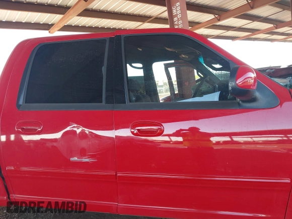2002 Ford F-150 XLT with VIN 1FTRW08L42KB60054, listed as a IAAI auction lot 41867655 with 1 mi miles. Bid and sale history available at carsss.com. Image 13.