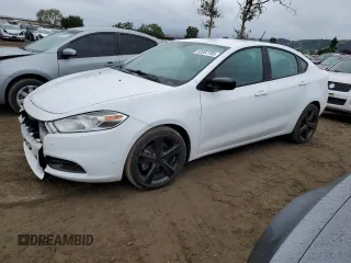 2015 Dodge Dart SXT z VIN 1C3CDFBB3FD369976, wystawiony jako Copart lot #53387705 z przebiegiem 92 801 mil mil oraz Szkoda całkowita • Salvage title. Historia ofert i sprzedaży dostępna na DreamBid. Obrazek 1.
