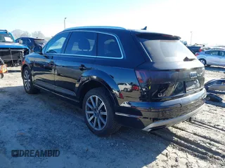 2019 Audi Q7 Prestige with VIN WA1VAAF72KD020723, listed as a IAAI auction lot 41154320 with 63,159 mi miles. Bid and sale history available at carsss.com. Image 3.