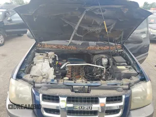 2004 Isuzu Ascender S z VIN 4NUDS13S042102718, wystawiony jako IAAI lot #42136971 z przebiegiem 327 734 mil mil oraz . Historia ofert i sprzedaży dostępna na DreamBid. Obrazek 10.