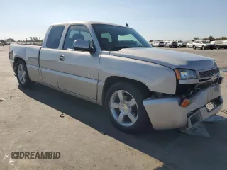 2006 Chevrolet Silverado SS z VIN 2GCEC19N761204227, wystawiony jako Copart lot #78688944 z przebiegiem 92 400 mil mil oraz Szkody całkowita. Historia ofert i sprzedaży dostępna na DreamBid. Obrazek 4.