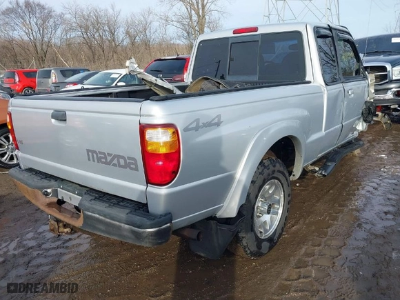 2003 Mazda B-Series 4WD Truck with VIN 4F4ZR47E63TM15713, listed as a IAAI auction lot 41453307 with 185,019 mi miles. Bid and sale history available at carsss.com. Image 4.