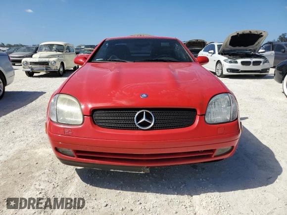 2000 Mercedes-Benz SLK 230 Kompressor with VIN WDBKK47F0YF152761, listed as a Copart auction lot 77760544 with Not provided miles and Non repairable. Bid and sale history available at DreamBid. Image 5.