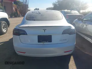 2021 Tesla Model 3 Performance with VIN 5YJ3E1EC6MF926448, listed as a IAAI auction lot 41240309 with 39,386 mi miles and . Bid and sale history available at DreamBid. Image 16.