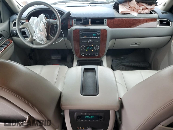 2011 Chevrolet Suburban LT with VIN 1GNSCJE04BR320247, listed as a Copart auction lot 44579725 with 285,738 mi miles and Salvage Title. Bid and sale history available at carsss.com. Image 8.