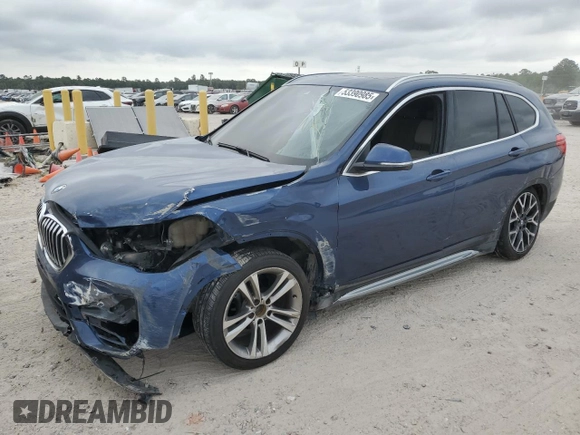 2021 BMW X1 sDrive28i with VIN WBXJG7C08M5T38777, listed as a Copart auction lot 53390985 with 32,148 mi miles and Salvage Title. Bid and sale history available at carsss.com. Image 1.