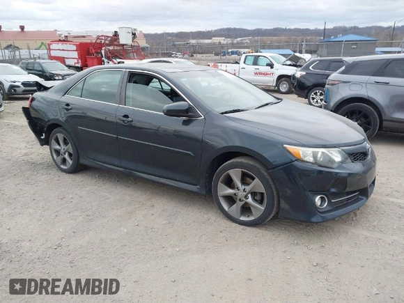 2014 Toyota Camry L with VIN 4T1BF1FK2EU736634, listed as a IAAI auction lot 41844908 with 98,749 mi miles. Bid and sale history available at carsss.com. Image 1.