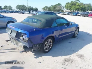 2014 Ford Mustang V6 с VIN 1ZVBP8EMXE5232157, выставлен на аукционе IAAI как лот 42681349 с пробегом 158 472 миль миль и . История ставок и продаж доступна на DreamBid. Изображение 4.