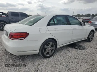2015 Mercedes-Benz E 350 Luxury with VIN WDDHF8JB9FB144018, listed as a Copart auction lot 53673095 with 37,181 mi miles and Salvage Title. Bid and sale history available at DreamBid. Image 3.