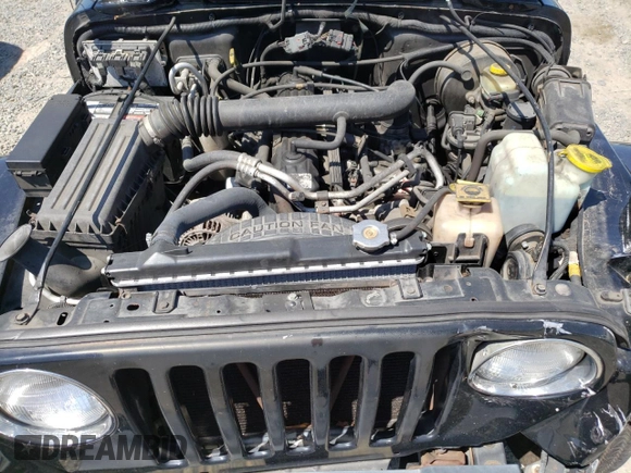 2000 Jeep Wrangler Sahara with VIN 1J4FA59S0YP759138, listed as a Copart auction lot 55329555 with 165,508 mi miles and Clean Title. Bid and sale history available at carsss.com. Image 11.