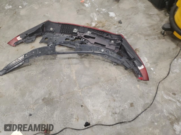 2019 Mazda 3 Preferred с VIN JM1BPAMM4K1119738, выставлен на аукционе Copart как лот 89275615 с пробегом 157 102 миль миль и На запчасти • Non repairable. История ставок и продаж доступна на DreamBid. Изображение 12.