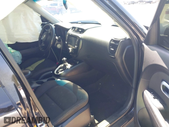 2018 Kia Soul with VIN KNDJN2A20J7588072, listed as a IAAI auction lot 42017446 with 89,085 mi miles. Bid and sale history available at carsss.com. Image 5.