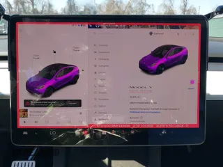 2021 Tesla Model Y Performance with VIN 5YJYGDEF8MF246658, listed as a IAAI auction lot 41679793 with 28,015 mi miles and . Bid and sale history available at DreamBid. Image 17.
