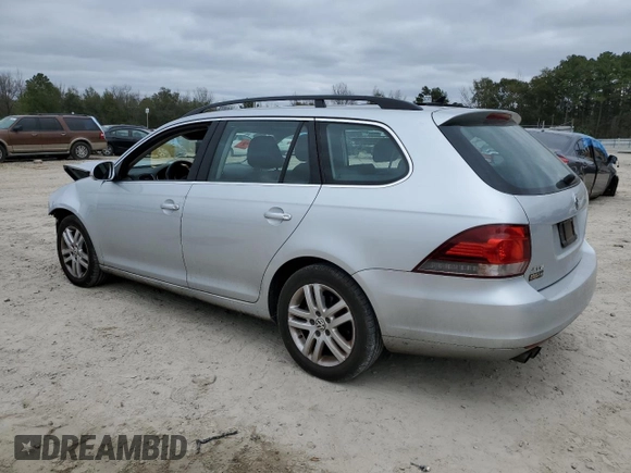 2010 Volkswagen Jetta TDI z VIN 3VWTL7AJ1AM670642, wystawiony jako Copart lot #44380965 z przebiegiem 160 994 mil mil oraz Szkody całkowita. Historia ofert i sprzedaży dostępna na DreamBid. Obrazek 2.