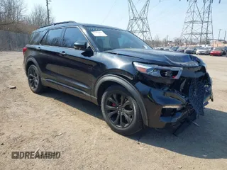 2020 Ford Explorer ST with VIN 1FM5K8GC8LGB99708, listed as a IAAI auction lot 41797013 with 1 mi miles. Bid and sale history available at carsss.com. Image 1.