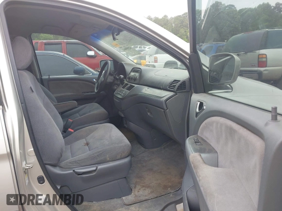 2007 Honda Odyssey EX with VIN 5FNRL384X7B036281, listed as a IAAI auction lot 42058864 with 240,791 mi miles. Bid and sale history available at carsss.com. Image 5.