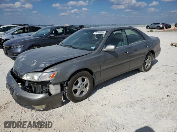 1998 Lexus ES 300 Luxury Sport Sdn with VIN JT8BF28G2W5046136, listed as a Copart auction lot 74364844 with 209,940 mi miles and Salvage Title. Bid and sale history available at carsss.com. Image 1.