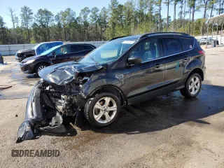 2015 Ford Escape SE with VIN 1FMCU0GX1FUB71115, listed as a Copart auction lot 45844855 with 101,404 mi miles and Clean Title. Bid and sale history available at DreamBid. Image 1.