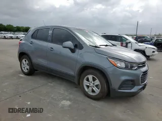 2020 Chevrolet Trax LS with VIN 3GNCJKSB4LL175757, listed as a Copart auction lot 61504935 with 83,028 mi miles and Clean title. Bid and sale history available at DreamBid. Image 4.