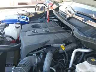 2024 Toyota Tundra SR5 с VIN 5TFLA5DB3RX180047, выставлен на аукционе IAAI как лот 43337222 с пробегом 39 673 миль миль и . История ставок и продаж доступна на DreamBid. Изображение 18.
