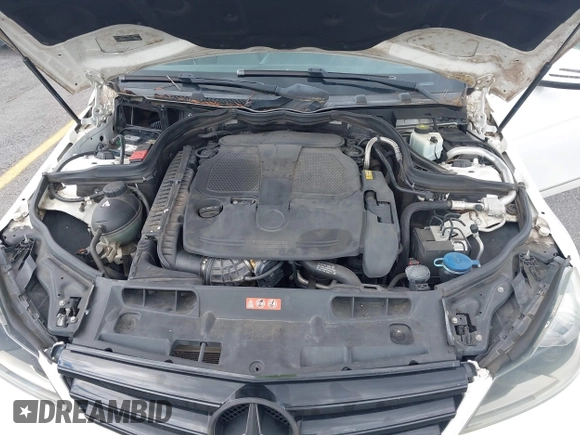 2013 Mercedes-Benz C 300 Sport with VIN WDDGF8AB8DR287316, listed as a IAAI auction lot 42645992 with 156,974 mi miles and . Bid and sale history available at DreamBid. Image 10.
