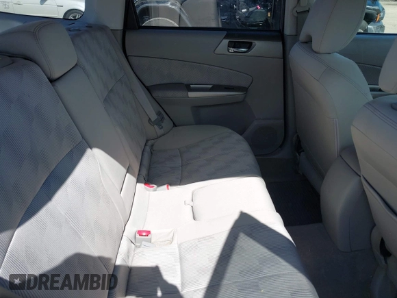 2010 Subaru Forester X Premium с VIN JF2SH6CC4AH797075, выставлен на аукционе IAAI как лот 42322590 с пробегом 214 976 миль миль и . История ставок и продаж доступна на DreamBid. Изображение 8.