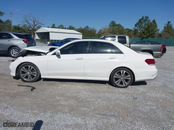2016 Mercedes-Benz E-Class E 350 Sport with VIN WDDHF5KB2GB232214, listed as a IAAI auction lot 41723156 with 119,157 mi miles. Bid and sale history available at carsss.com. Image 14.