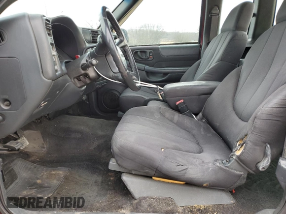 2003 GMC Sonoma with VIN 1GTCS19H138149514, listed as a Copart auction lot 45672985 with 193,570 mi miles and Salvage Title. Bid and sale history available at DreamBid. Image 7.
